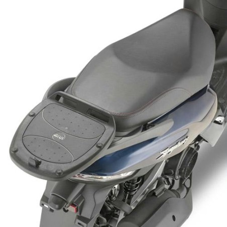 Portapacchi Givi Monolock per SYM Symphony 125 dal 2020