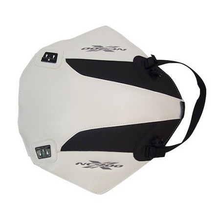 Copriserbatoio Bagster per Honda NC 700 X 2012 in similpelle bianco e nero opaco