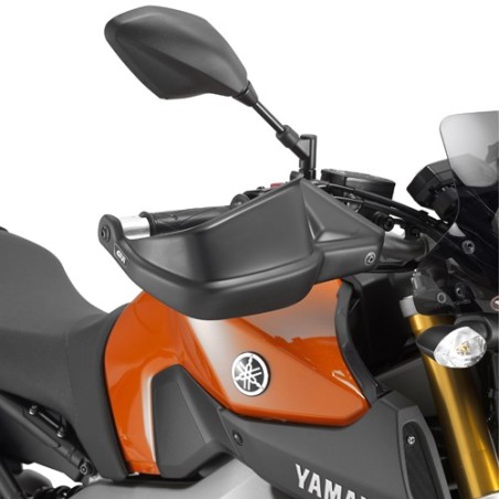 Coppia di paramani Givi neri per Yamaha MT-07, MT-09 e XSR 700