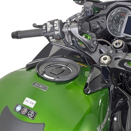 Flangia serbatoio Givi per borse con sistema Tanklock su moto Kawasaki Ninja H2 SX 2018