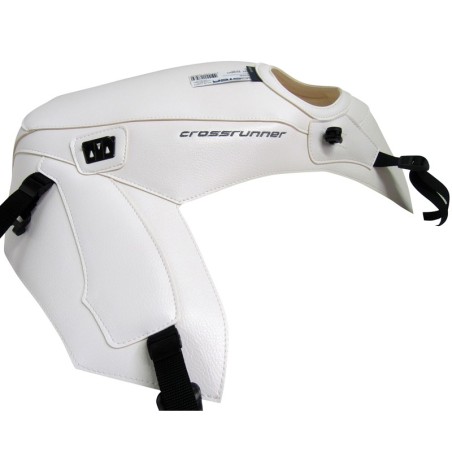 Copriserbatoio Bagster per Honda Crossrunner e VFR800X in similpelle bianco