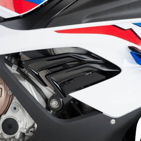 Protezioni in plastica per parti cave Puig su BMW S1000RR dal 2019