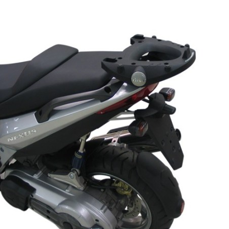 Portapacchi Givi Monokey per Gilera Nexus 125, 250, 300 e 500