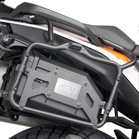 Kit Attacco Givi per Tool Box S250 su portavaligie laterali PL KTM 390 Adventure