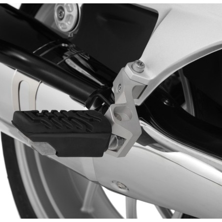 Kit Wunderlich spostamento pedane passeggero su BMW R1200 RT e R1250 RT