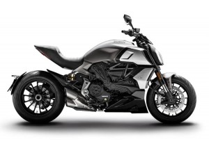 Ducati Diavel 1260 vendita on line accessori